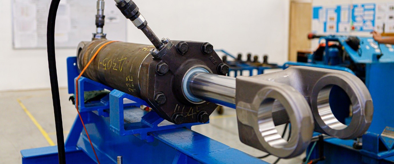 telescopic_testing_at_delta_hydraulics_devonport